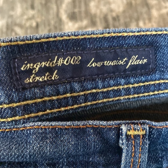 Citizens of Humanity Classic Blue Women's Jeans - size 28 - low waist flare - Picture 3 of 9